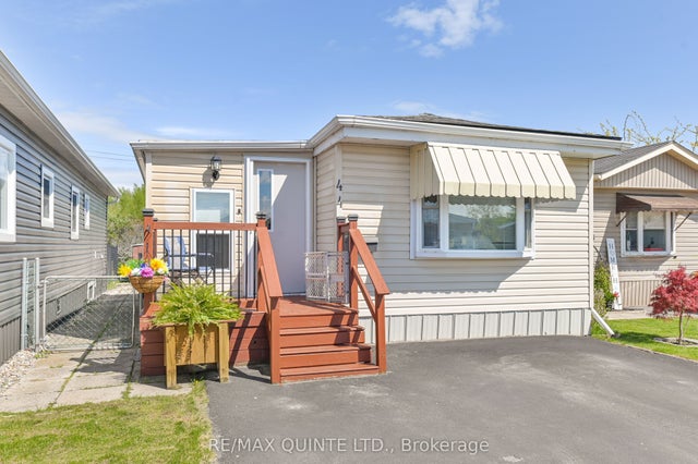 311 Dundas Street 44, Quinte West