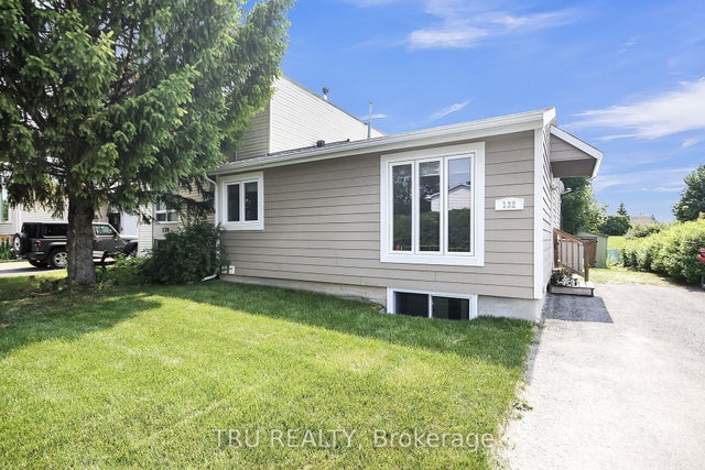 132 Rothesay Drive, Kanata