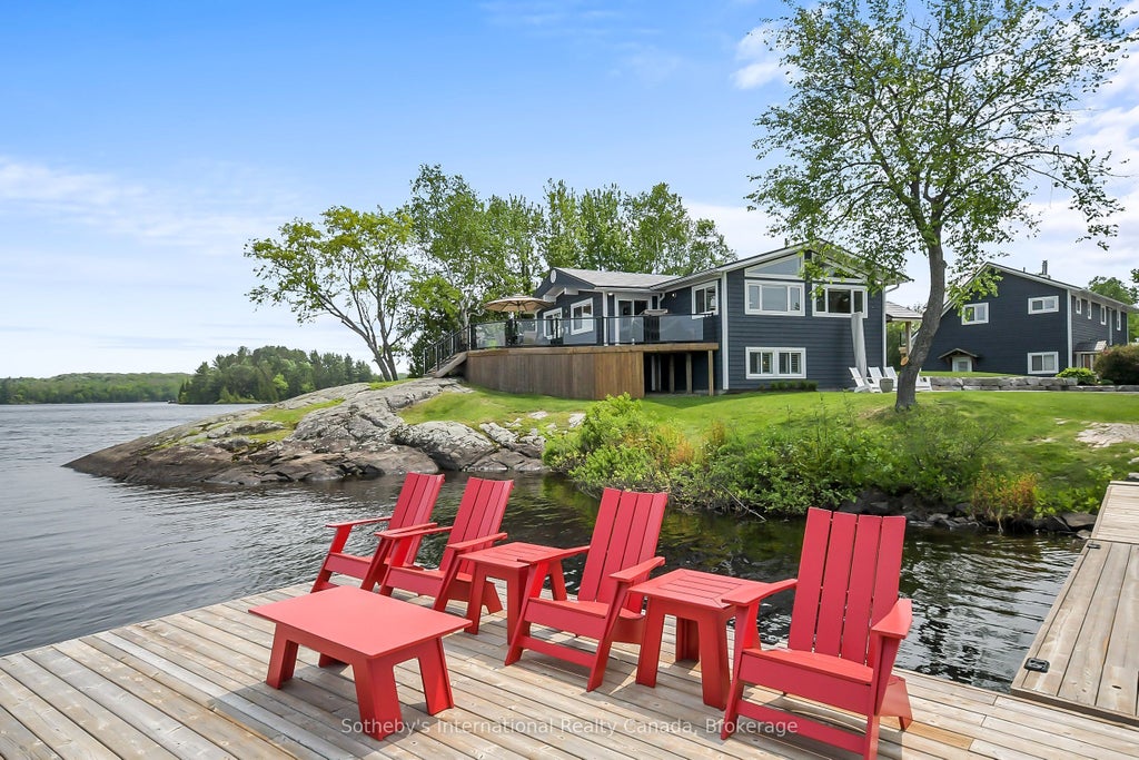 11d Bears Paw N/a, Whitestone