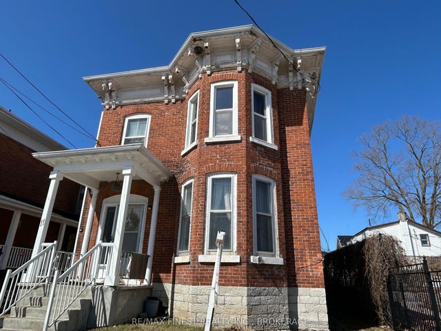 11 Bridge Street West, Greater Napanee