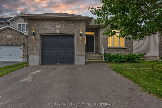 995 Swanfield Street, Kingston
