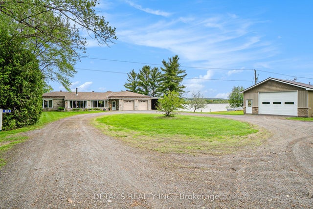 899 Concession 1 Road, Alfred and Plantagenet