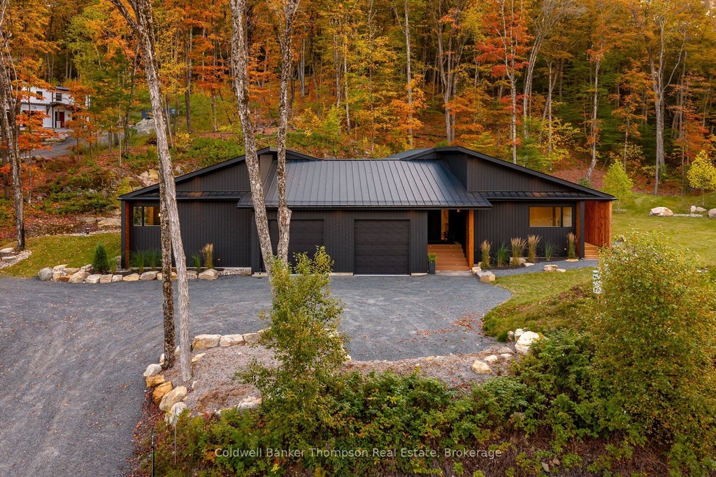 21 Natures Way, Huntsville