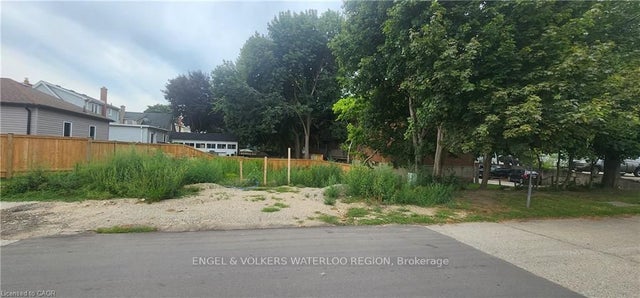 457 Maple Avenue, Waterloo