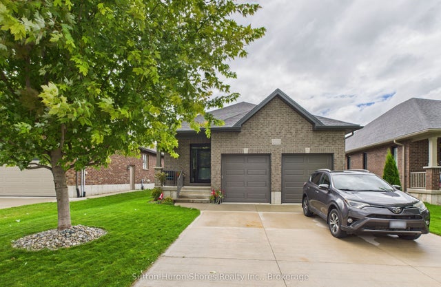 404 Devonshire Road, Saugeen Shores
