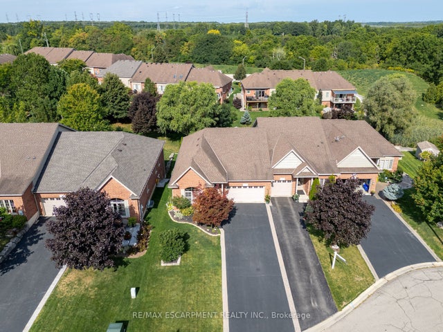 13 Iron Bridge Court, Haldimand