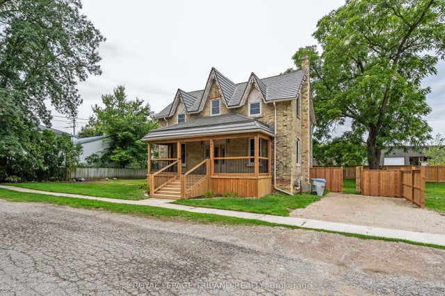 191 Catherine Street, North Middlesex