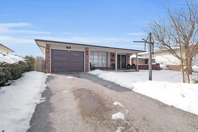 17 Locust Crescent, London South