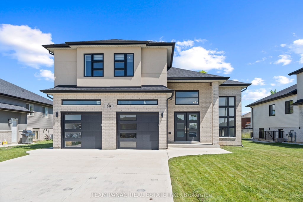 38 Noble Court, Amherstburg