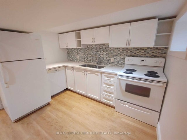 17 Carrick Avenue Basement, Hamilton