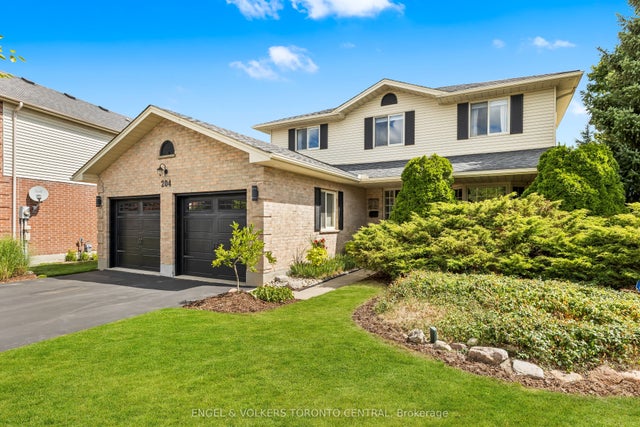 204 Killarney Grove, London North
