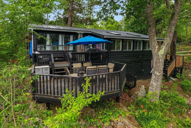 2335 Lakeside Road, Douro-Dummer