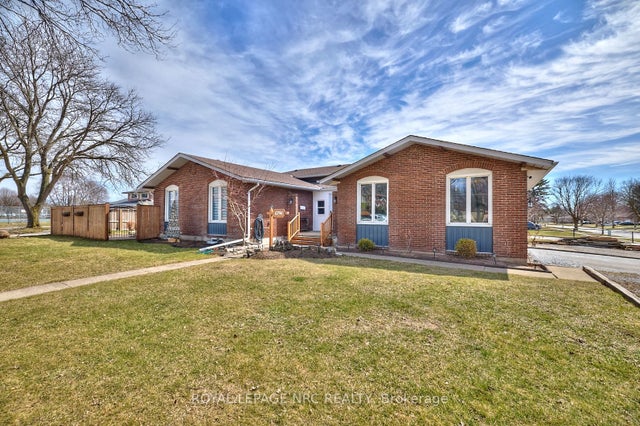 6796 Stokes Street, Niagara Falls