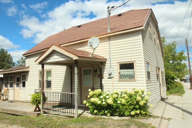 77 Bobcaygeon Road, Minden Hills