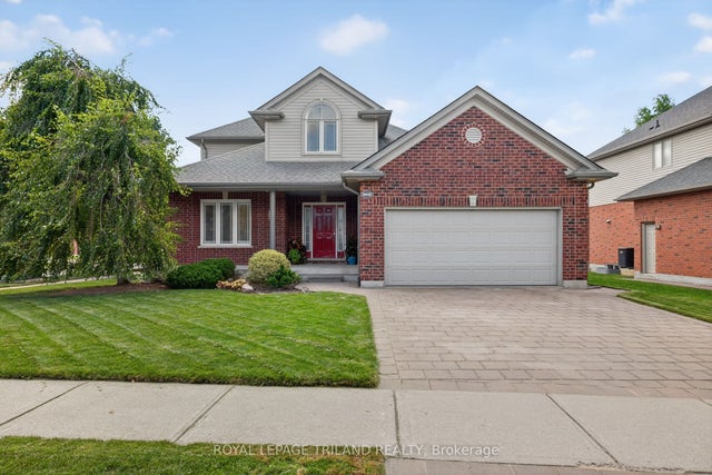 908 Collins Drive, London South