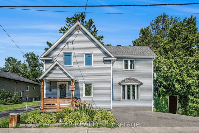 3561 Trim Road, Orleans - Cumberland and Area