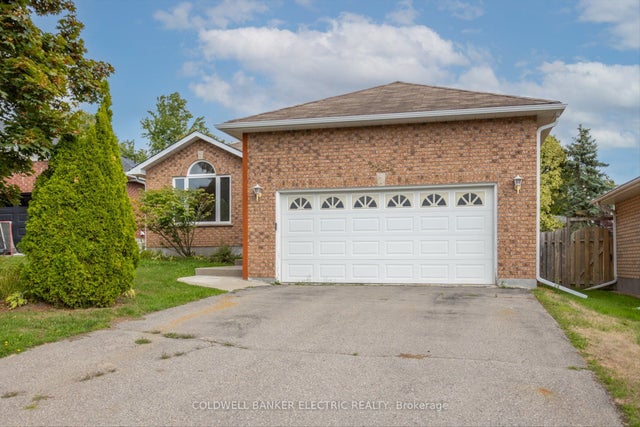 2225 Lorraine Drive, Peterborough