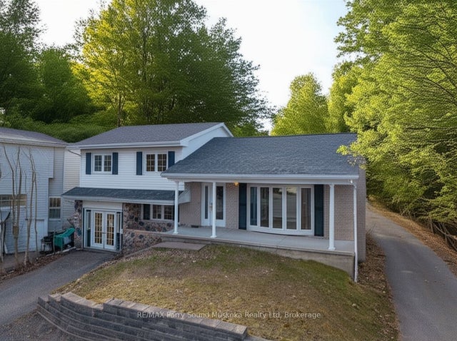 2 William Street, Parry Sound