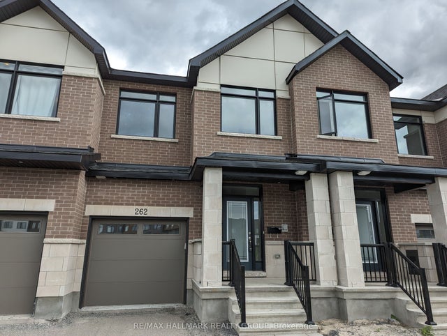 262 Darjeeling Avenue, Barrhaven