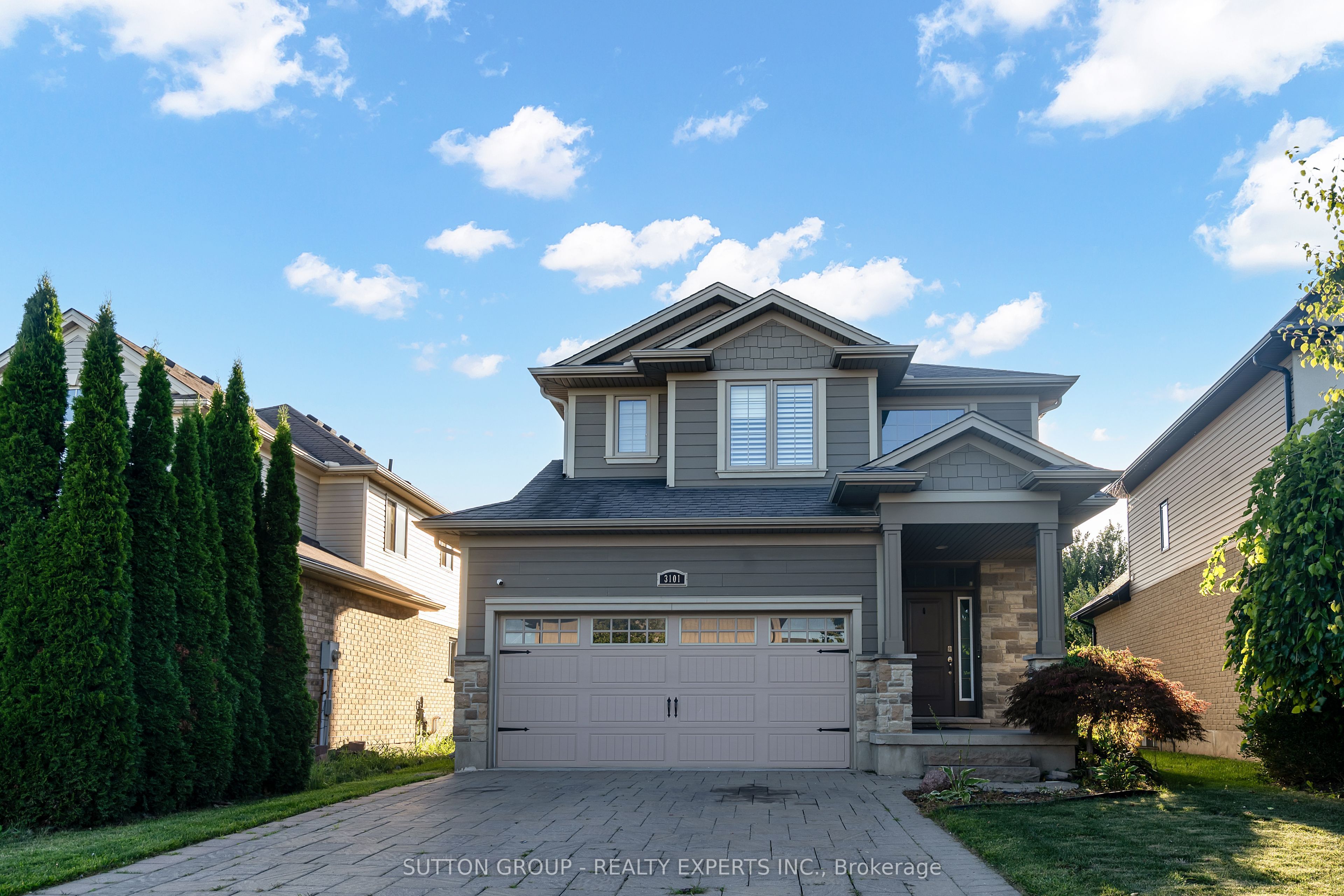 Photo of Listing #X12376949