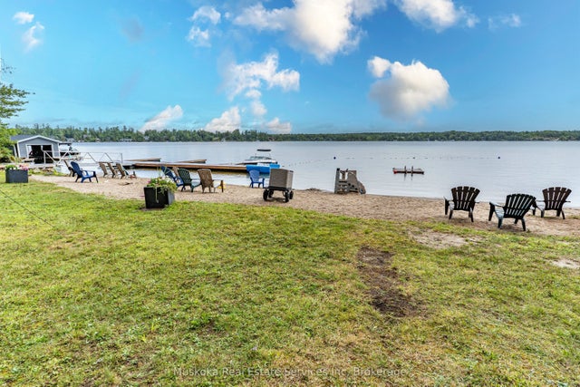 250 Wapaska Crescent, Gravenhurst
