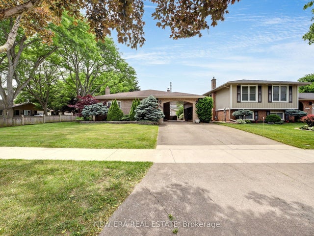 3311 Fairway Road, Niagara Falls