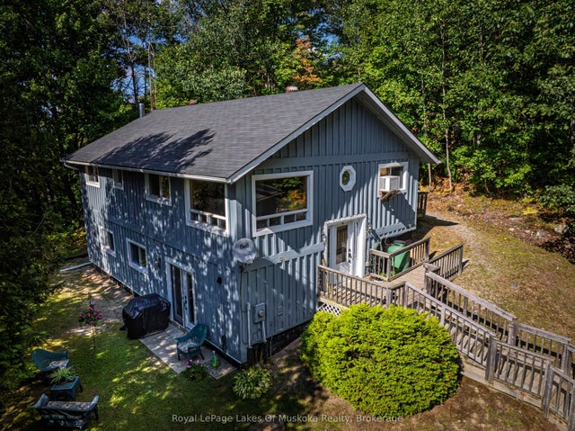 779 Old Muskoka Road, Huntsville