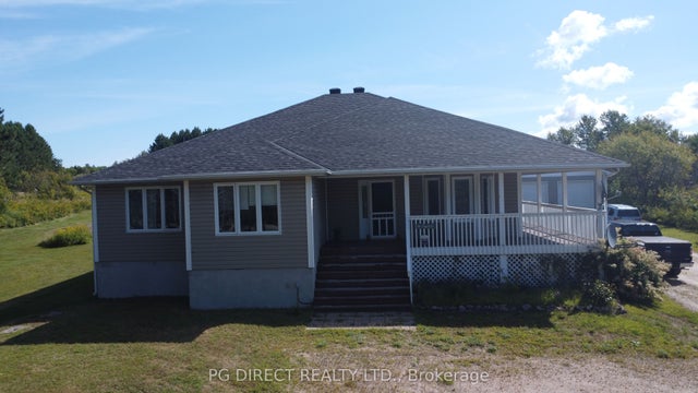 270 Pinecreek Crescent, Callander