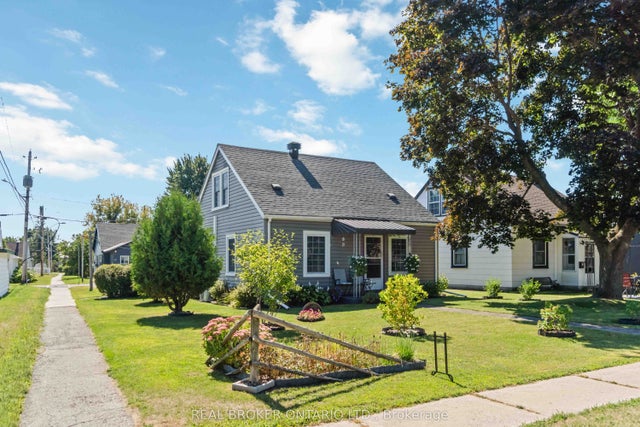 20 Roosevelt Drive, Smiths Falls