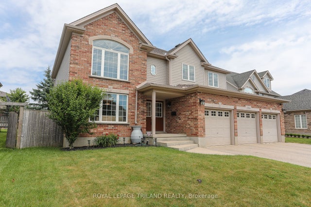 1356 Birchwood Drive, London South