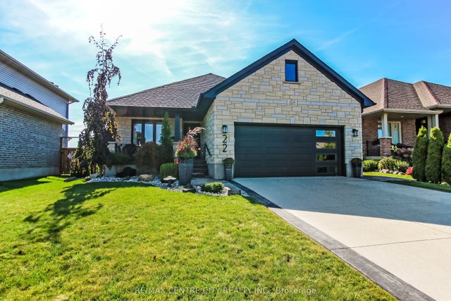22 Oakmont Street, St. Thomas