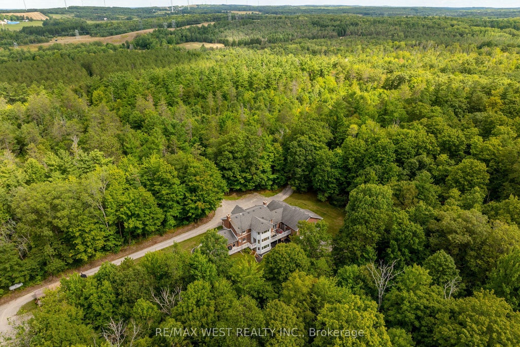 398 Sandy Hook Road, Kawartha Lakes