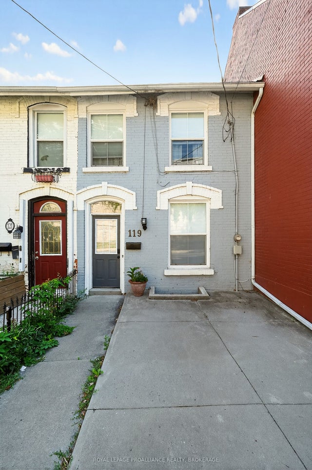 119 Montreal Street, Kingston