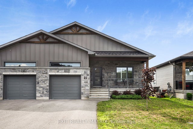 9 Sarah Street, Casselman