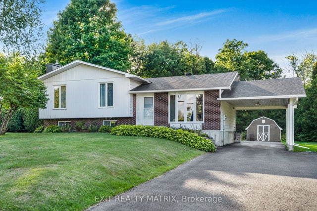 112 Eliza Street, Champlain