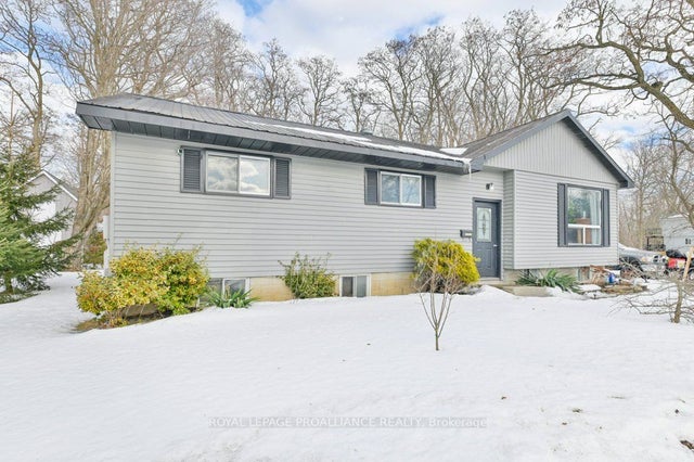 27 Thurlow Queen Street, Belleville