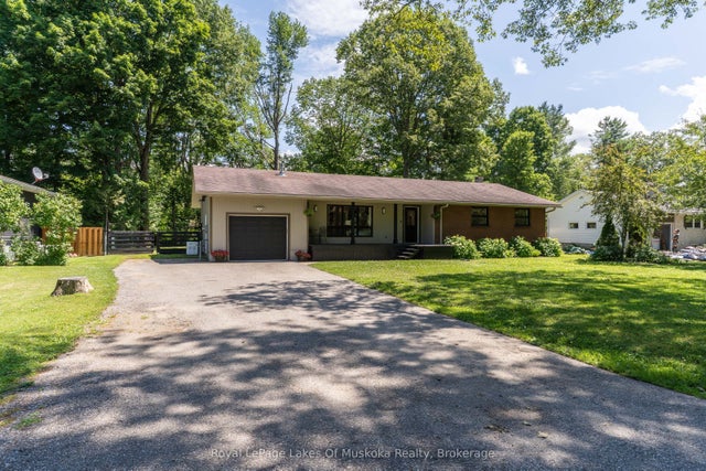 220 Alexander Street, Gravenhurst