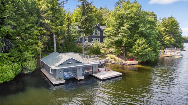1160 Whiteside Road 52, Muskoka Lakes