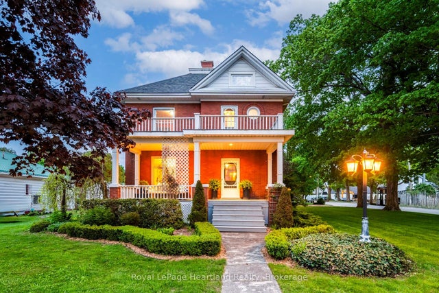 202 Mcconnell Street, North Huron