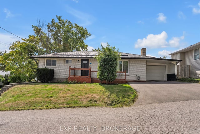 11 Concession Road, Quinte West