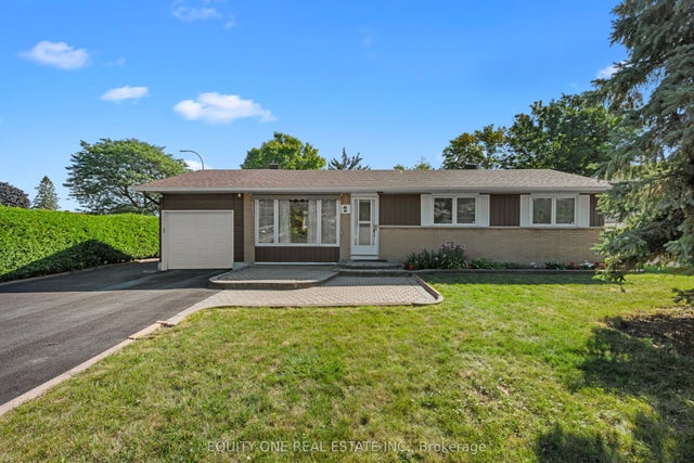 2 Parkside Crescent, Meadowlands - Crestview and Area