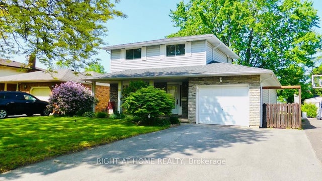24 The Meadows Street, St. Catharines