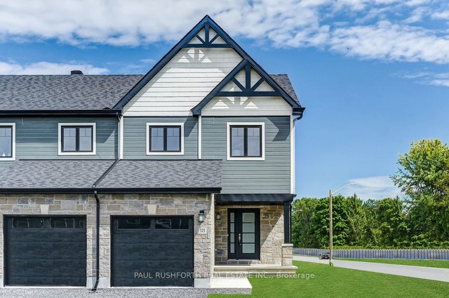 217 Peacock Drive, Russell