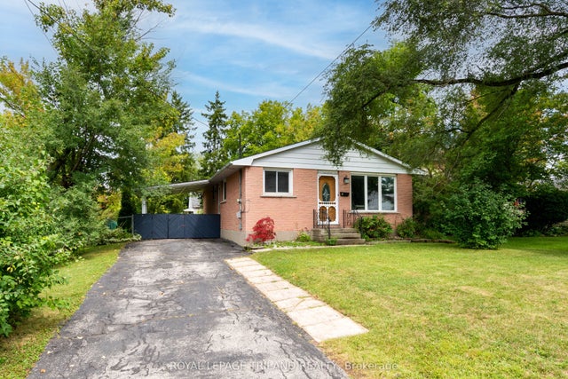 2 Daniel Street, St. Thomas