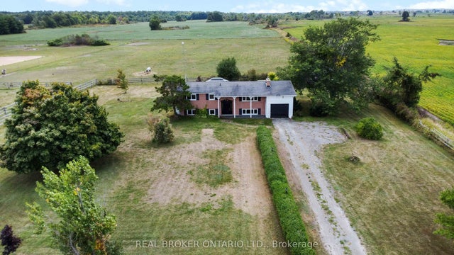 113 Taylor Road E, Front of Leeds & Seeleys Bay
