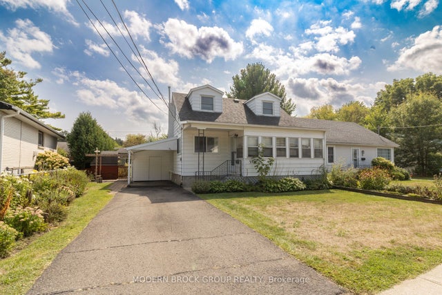 35 Broadway Avenue, Brockville