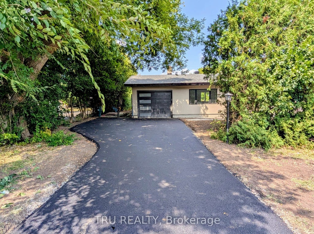 39 Sunnycrest Drive, Cityview - Parkwoods Hills - Rideau Shore