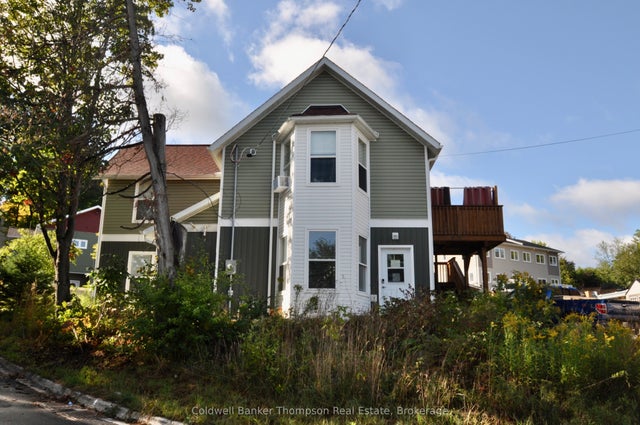 111 Main Street W 1-2, Huntsville