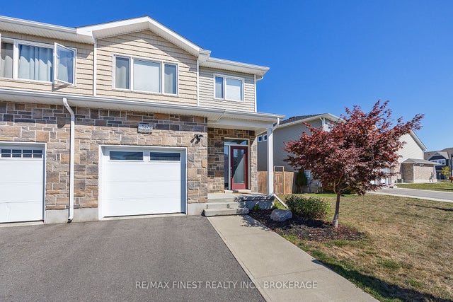 1376 Tremont Drive, Kingston