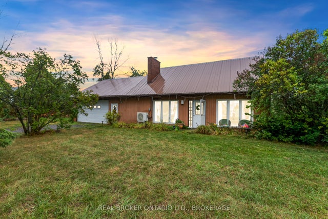 2268 Mcintyre Road, Loyalist